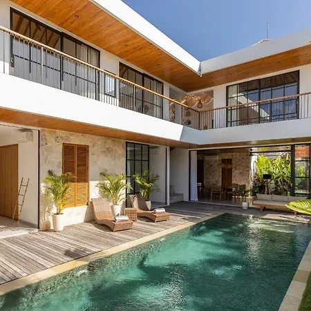 Villa Alora